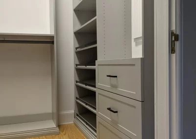 Custom Closet System With Top Decorative Molding 3